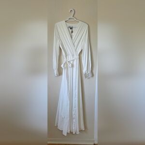 🖤NWT Mayleen White Maxi Dress